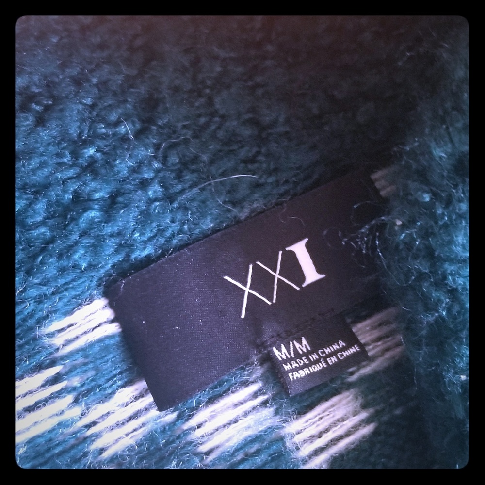 Green and white warm shawl